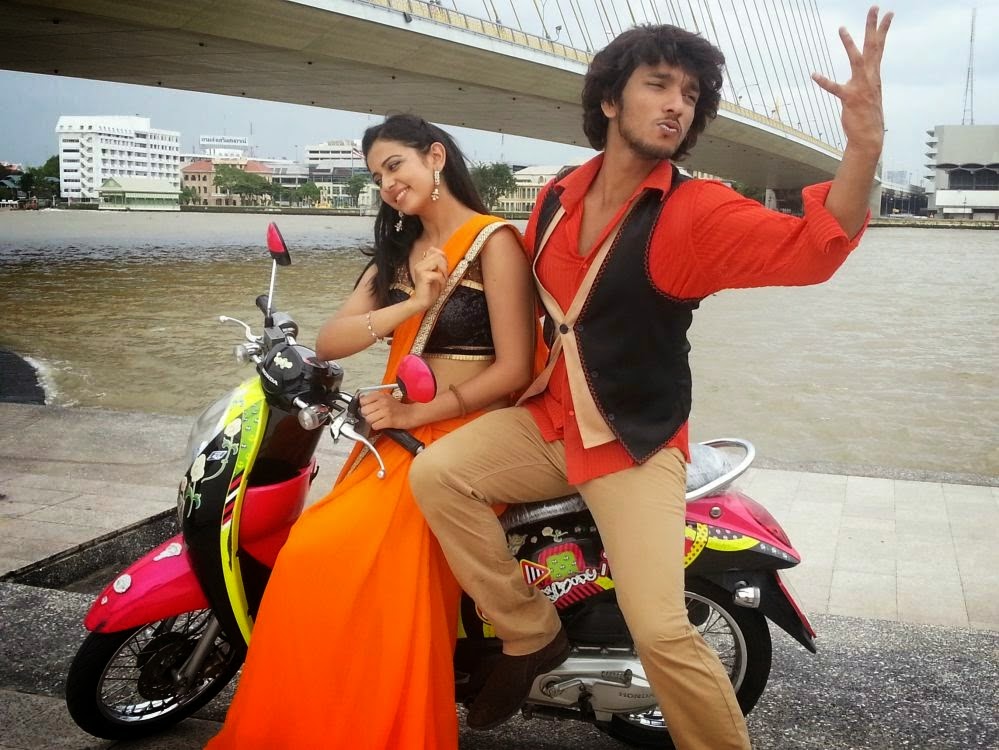 Yennamo Yedho Review